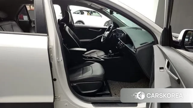 Kia Di Ol Nu Niro 2022 Белый из Кореи, фото 2