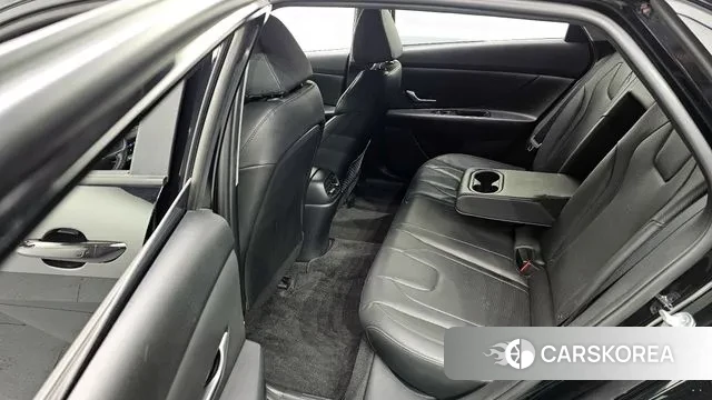 Hyundai Avante (CN7) 2022 Черный из Кореи, фото 2