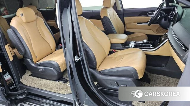 Kia Carnival 4th generation 2021 Черный из Кореи, фото 2