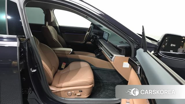 Hyundai Grandeur Hybrid (GN7) 2025 Черный из Кореи, фото 2