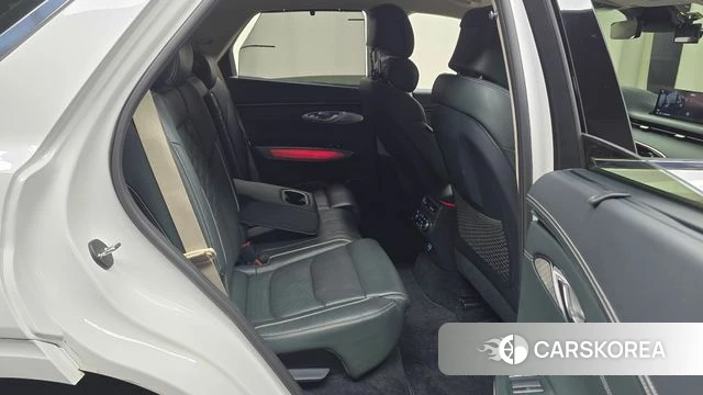 Genesis Electrified GV70 2022 Белый из Кореи, фото 2