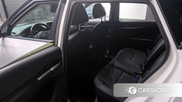 Kia Seltos 2021 Белый из Кореи, фото 2