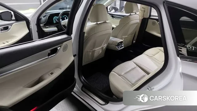 Hyundai The New Grandeur IG Hybrid 2021 Белый из Кореи, фото 2