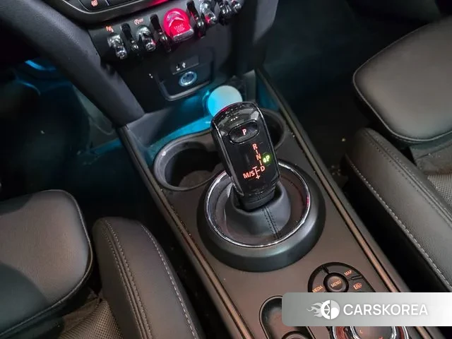 Mini Cooper Countryman 2023 Белый из Кореи, фото 2