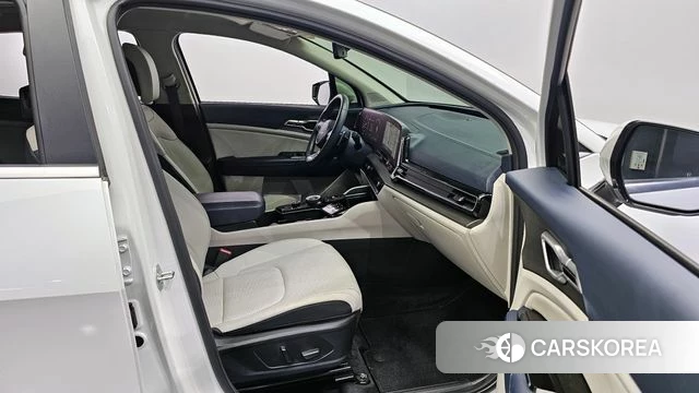 Kia Sportage 5th Generation 2022 Белый из Кореи, фото 2