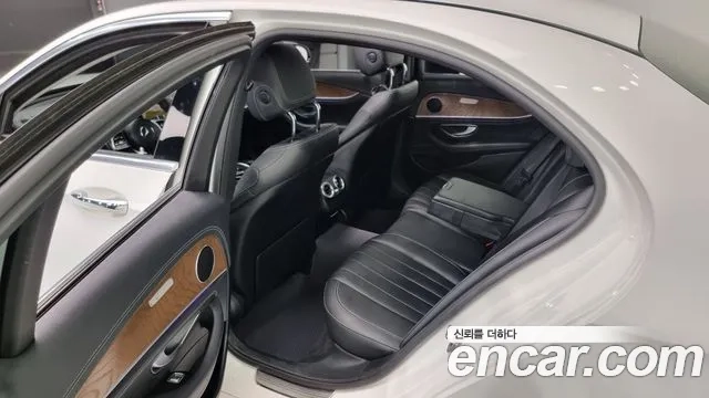Mercedes-Benz E-Class W213 id 2896696 из Кореи 2