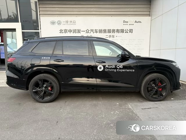 Audi Q6 2025 Черный из Китая, фото 2