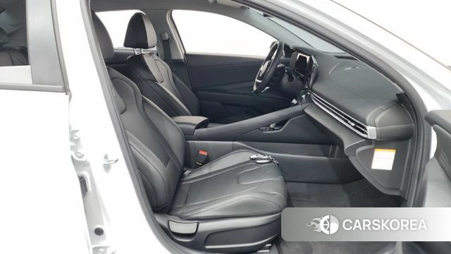 Hyundai The New Avante Hybrid (CN7) 2025 Белый из Кореи, фото 2