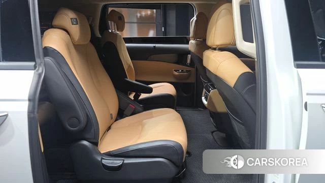 Kia Carnival 4th generation 2023 Белый из Кореи, фото 2