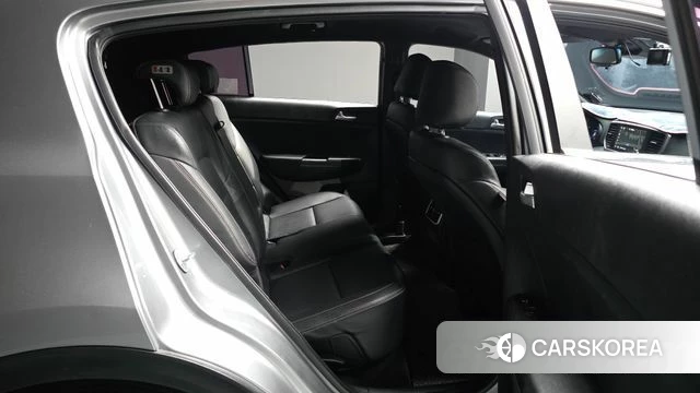 Kia Sportage The Bold 2018 Серебристо-серый из Кореи, фото 2