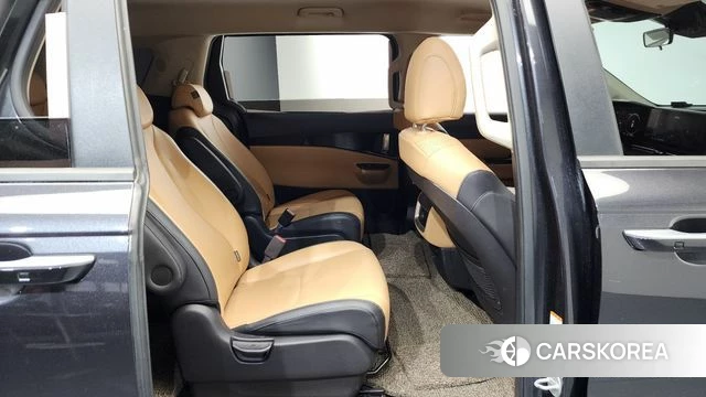 Kia Carnival 4th generation 2021 Серый из Кореи, фото 2