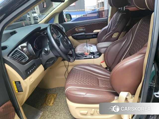 Kia The New Carnival 2018 Черный из Кореи, фото 2