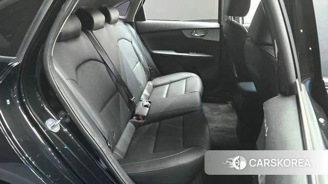 Kia The New K3 2nd generation 2022 Черный из Кореи, фото 2