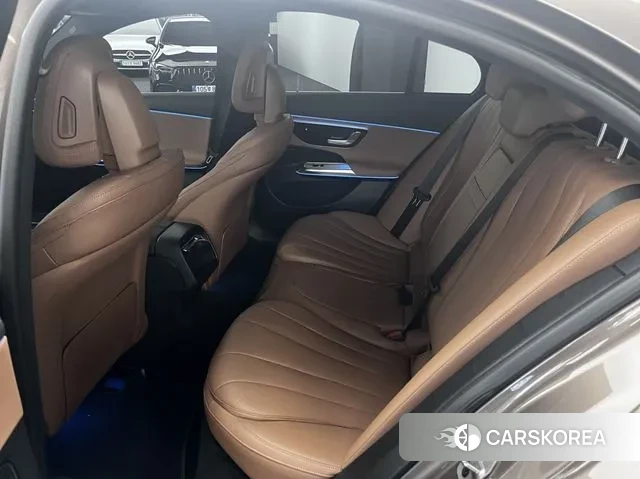 Mercedes-Benz E-Class W214 2025 Коричневый из Кореи, фото 2