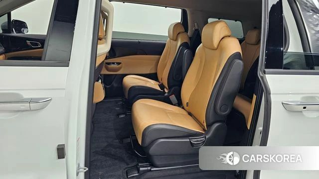 Kia Carnival 4th generation 2023 Белый из Кореи, фото 2