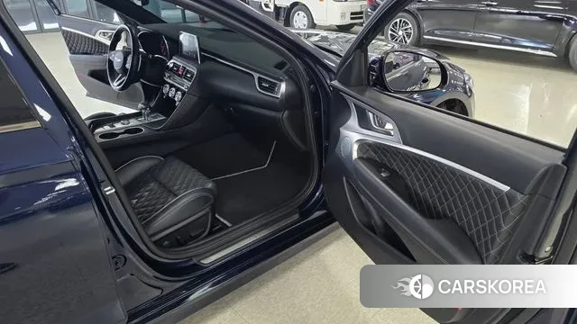 Genesis G70 2018 Синий из Кореи, фото 2