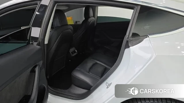 Tesla Model 3 2020 Белый из Кореи, фото 2