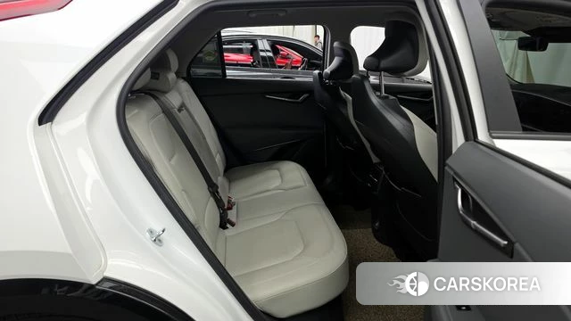 Kia Di Ol Nu Niro 2022 Белый из Кореи, фото 2