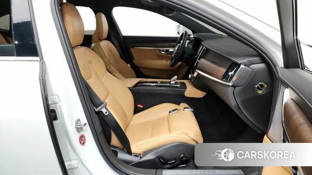 Volvo S90 2021 Белый из Кореи, фото 2