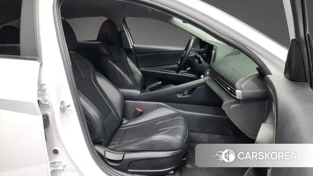 Hyundai Avante (CN7) 2022 Белый из Кореи, фото 2