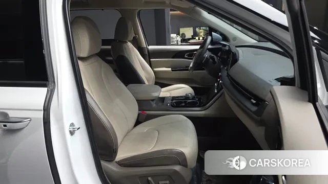 Kia Carnival 4th generation 2020 Белый из Кореи, фото 2