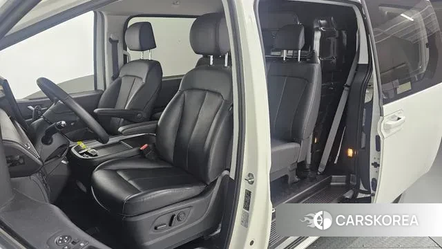 Hyundai Staria 2024 Белый из Кореи, фото 2