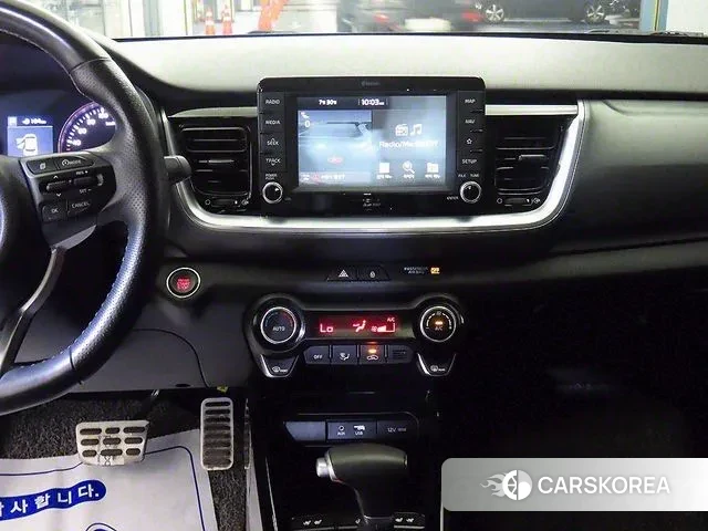 Kia Stonic 2020 Серый из Кореи, фото 2