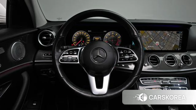 Mercedes-Benz E-Class W213 2020 Белый из Кореи, фото 2