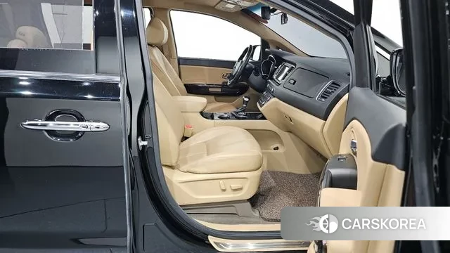 Kia The New Carnival 2018 Черный из Кореи, фото 2