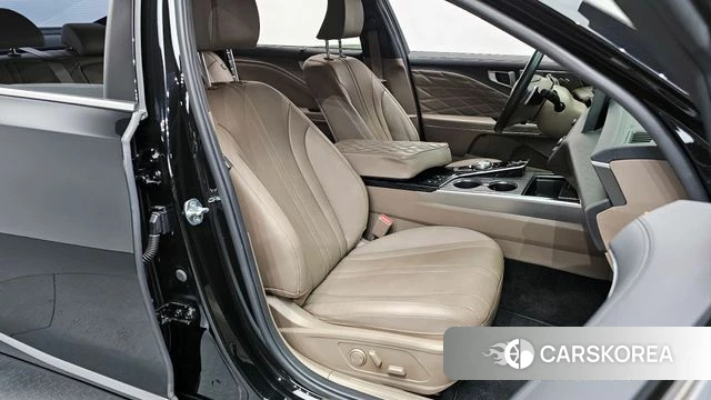 Kia K8 Hybrid 2022 Черный из Кореи, фото 2