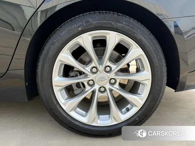 Cadillac CT5 2022 Черный из Китая, фото 2