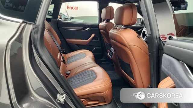 Maserati Levante 2019 Песочный из Кореи, фото 2