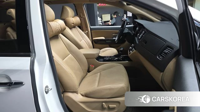 Kia The New Carnival 2018 Белый из Кореи, фото 2