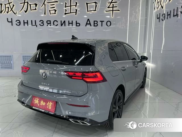 Volkswagen Golf 2023 Темно-серый из Китая, фото 2
