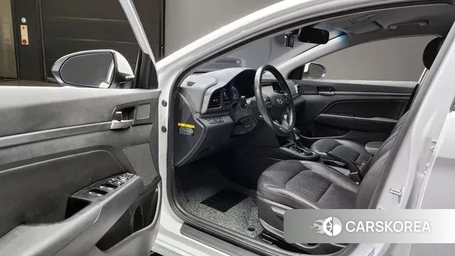 Hyundai The New Avante AD 2019 Белый из Кореи, фото 2