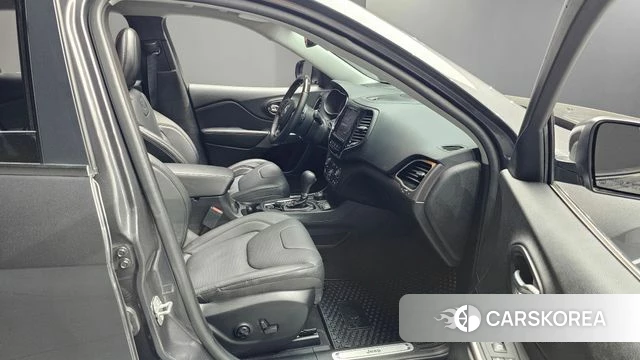 Jeep Cherokee (KL) 2021 Серый из Кореи, фото 2