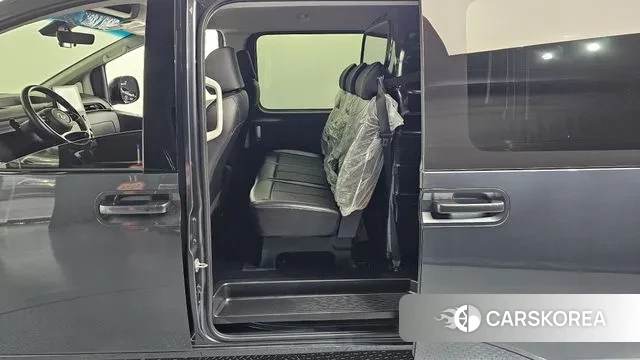 Hyundai Staria 2021 Серый из Кореи, фото 2