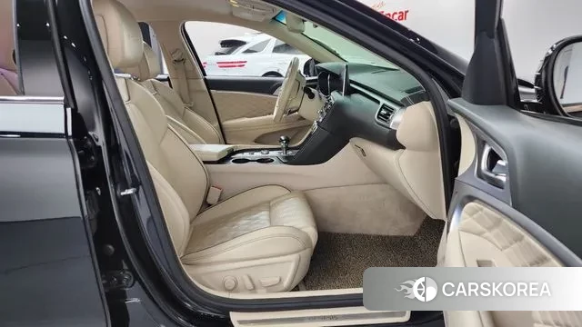 Genesis G70 2019 Черный из Кореи, фото 2