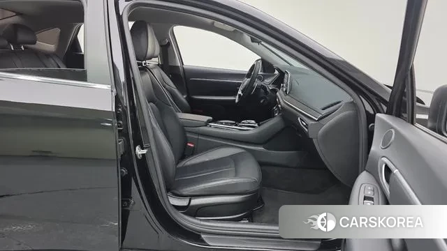 Hyundai Sonata (DN8) 2021 Черный из Кореи, фото 2