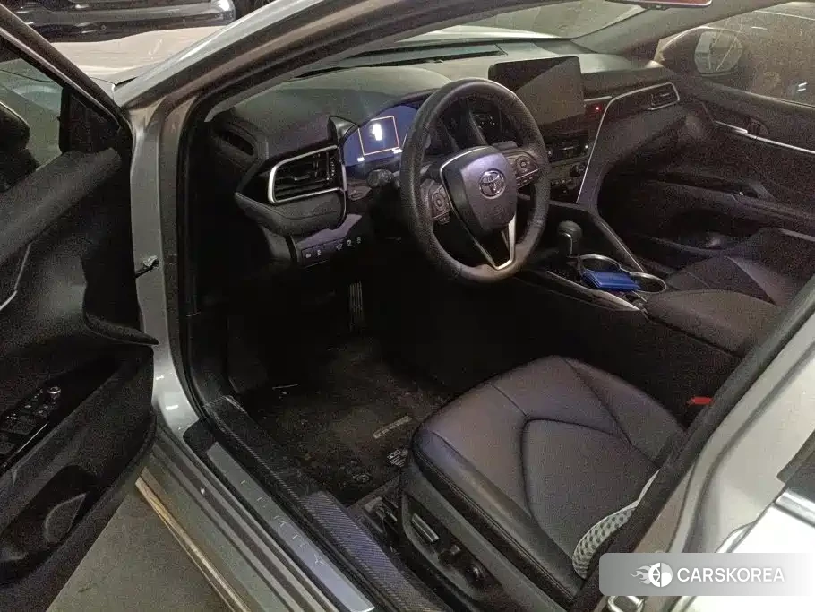 Toyota Camry 2023 Silver/gray из Китая, фото 2