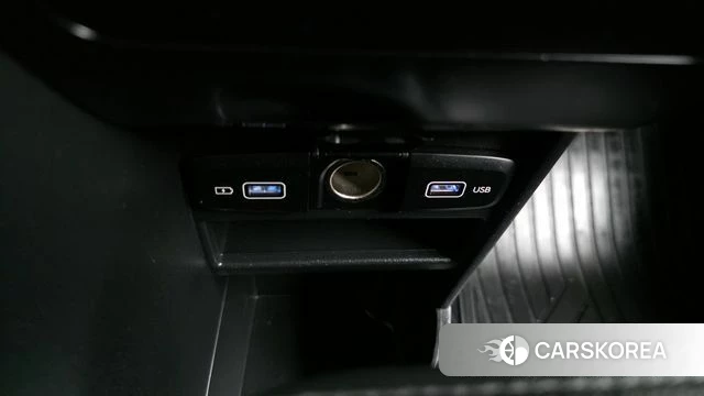 Hyundai Staria 2021 Серебряный из Кореи, фото 2