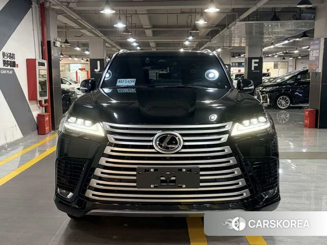 Lexus LX 2026 Черный из Китая, фото 2