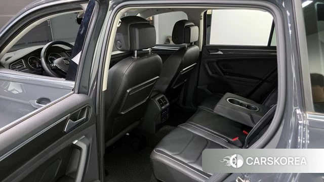 Volkswagen Tiguan second Generation 2020 Серый из Кореи, фото 2