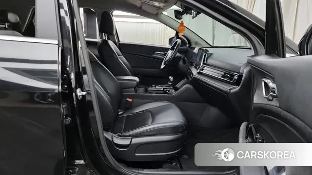 Kia Sportage 5th Generation 2024 Черный из Кореи, фото 2