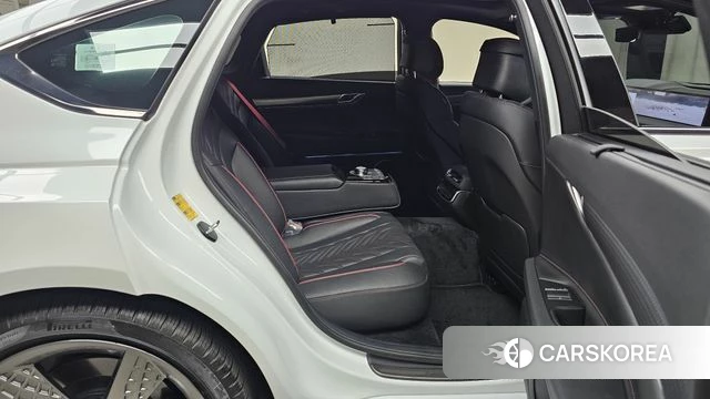 Genesis G80 (RG3) 2025 Белый из Кореи, фото 2