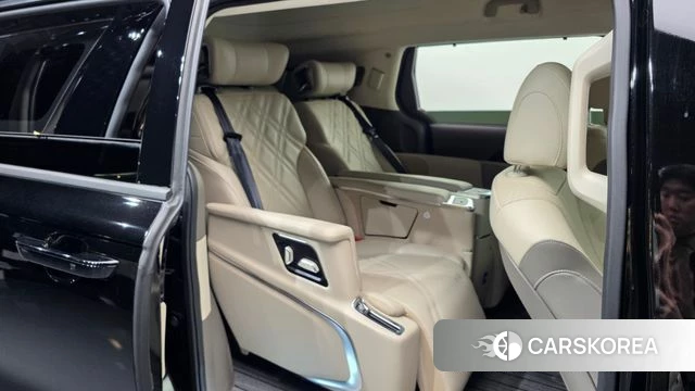 Kia Carnival 4th generation 2023 Черный из Кореи, фото 2