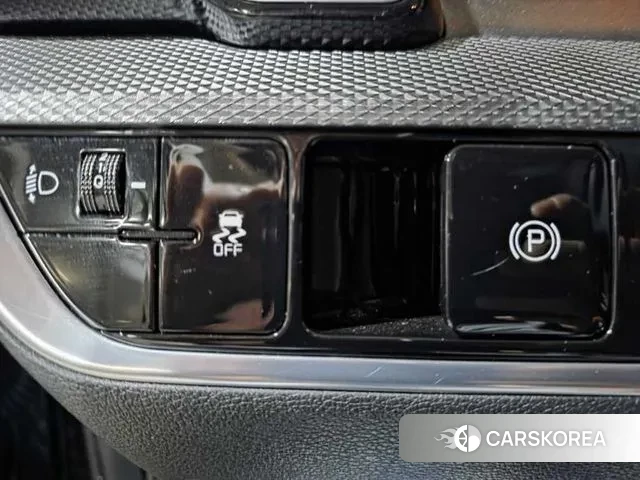 Kia Sportage 5th Generation 2021 Черный из Кореи, фото 2