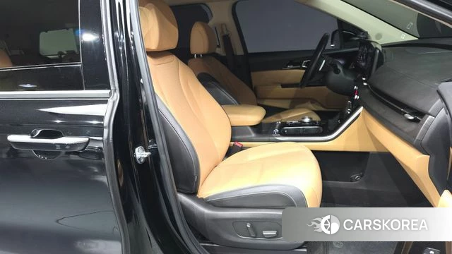 Kia Carnival 4th generation 2022 Черный из Кореи, фото 2