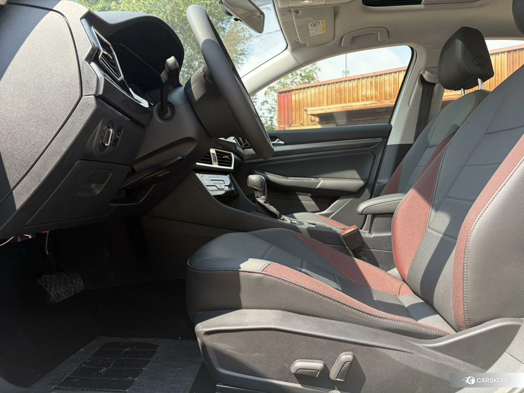 Volkswagen Bora 2020 Белый из Китая, фото 2