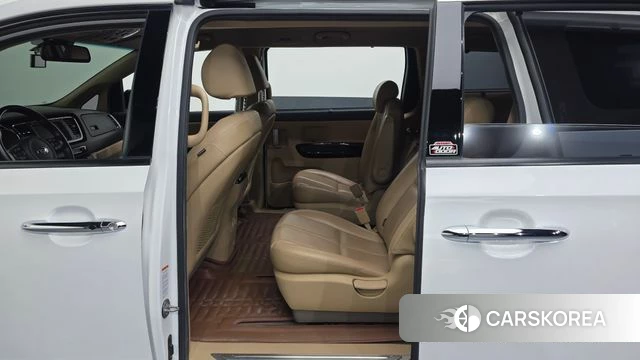 Kia All New Carnival 2018 Белый из Кореи, фото 2